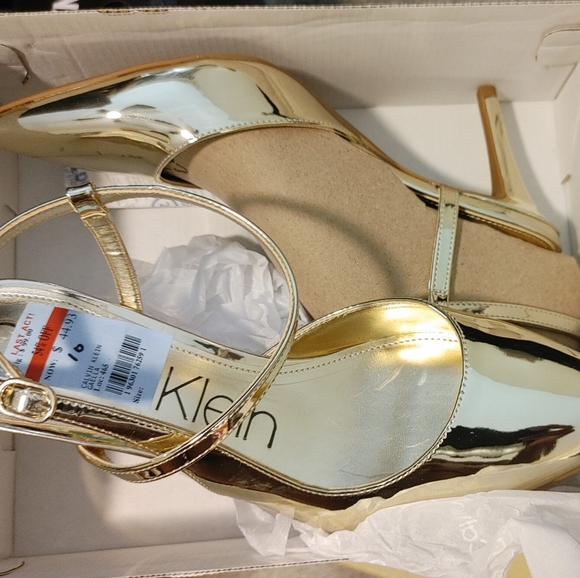NWT Calvin Klein Gaella in gold sz 10 - Picture 2 of 4